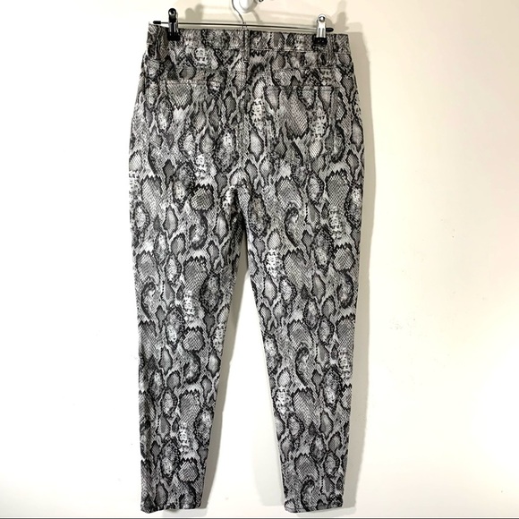 Tinseltown Snake Print Skinny Ankle Jeans NEW - Picture 4 of 8